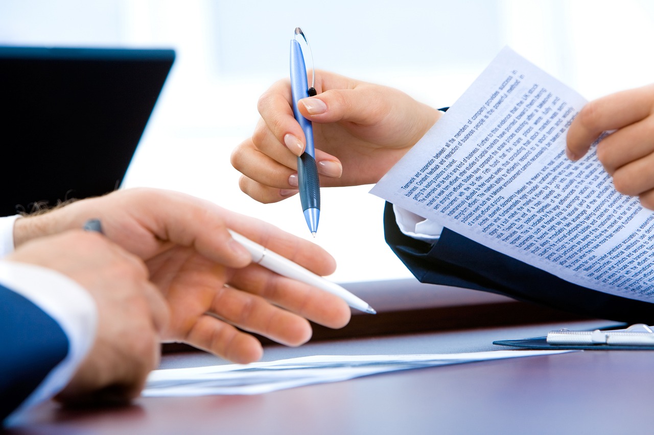 Comment un cabinet d'avocats peut-il faciliter l'immatriculation de votre entreprise ?