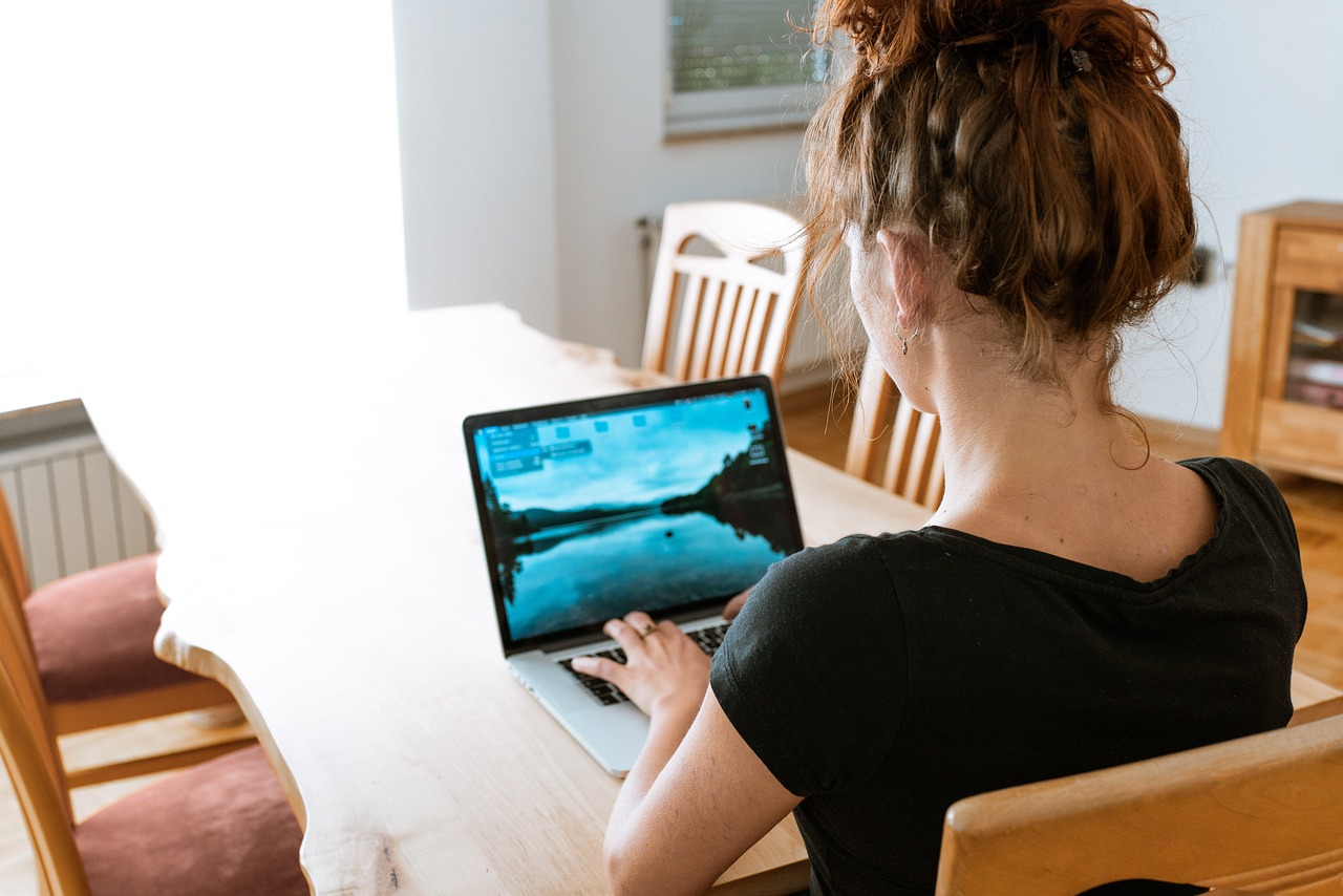 Quelles sont les implications juridiques du télétravail ?